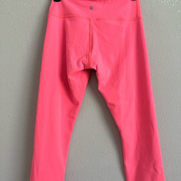 Lululemon Wunder Under Leggings 19” Size small Bright Coral - Picture 4 of 6